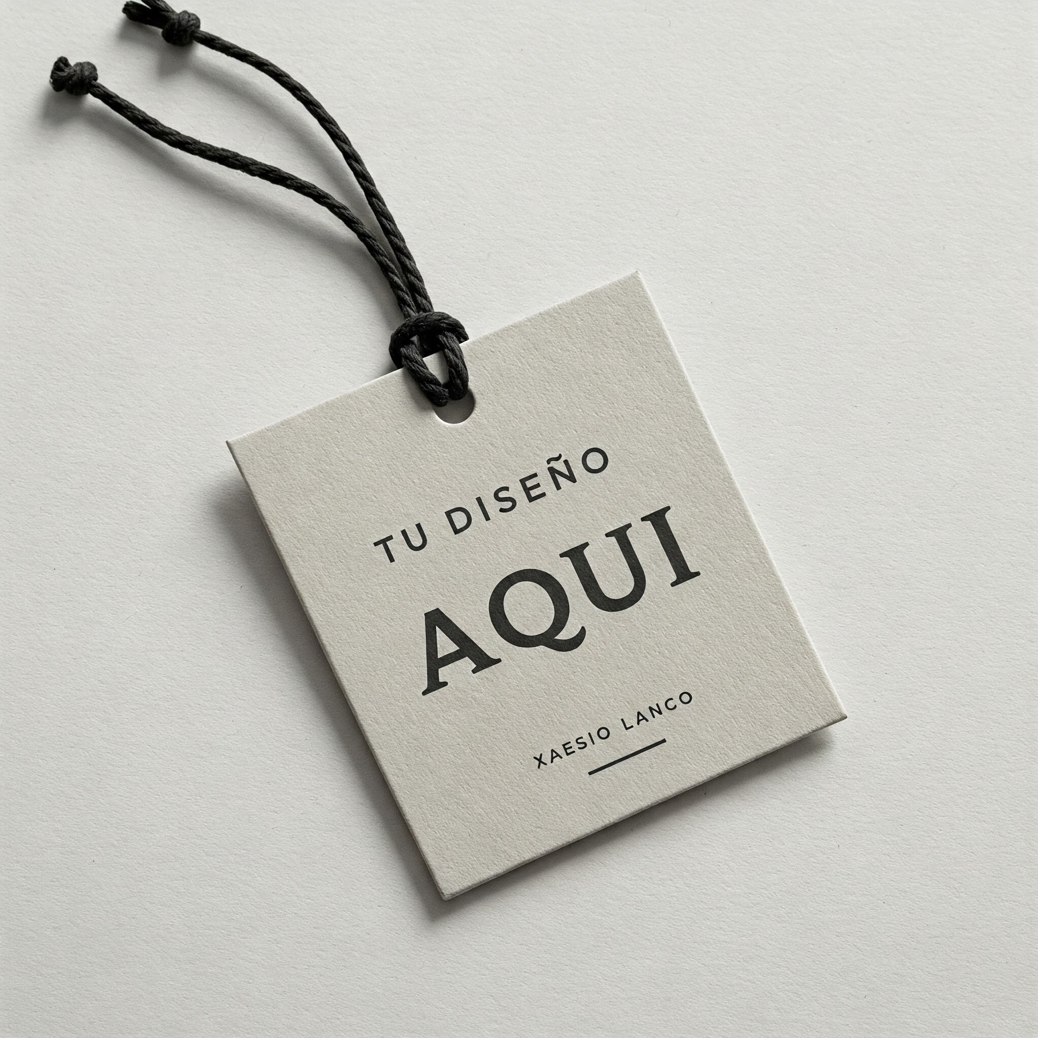 Etiqueta de ropa cuadrada